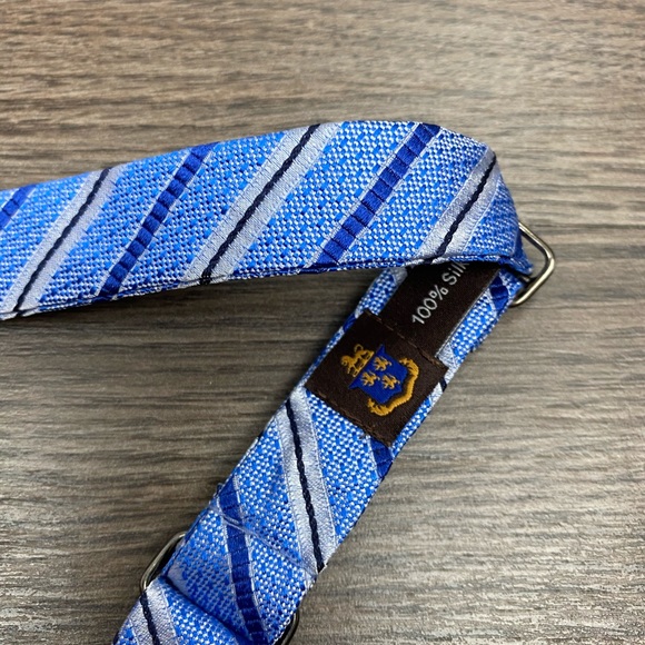 Robert Talbott NWT Blue w/ White Stripe Bowtie - Picture 3 of 4